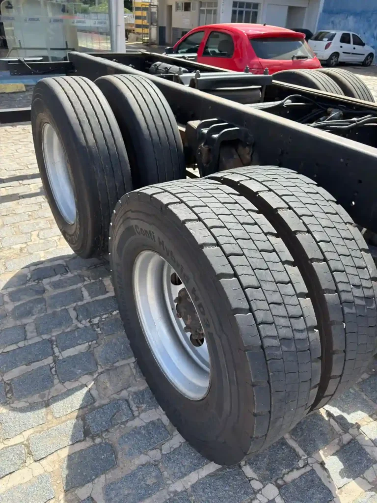 Ford 2429 (8)08